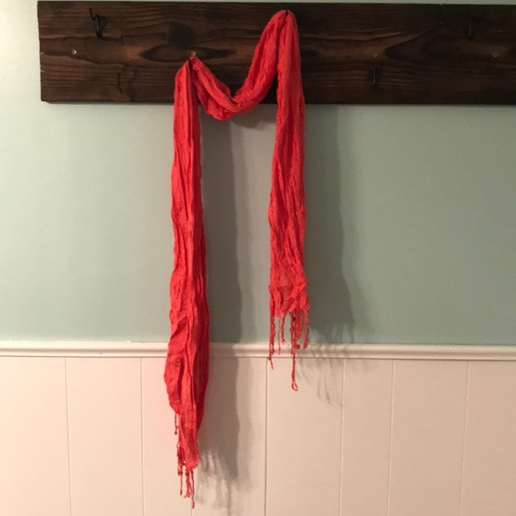 Scarf - Picture 1 of 2